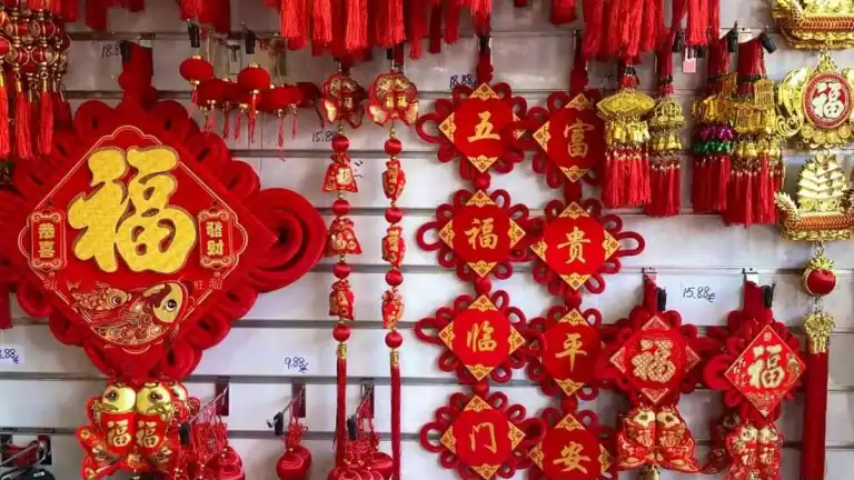 Red Chinese character decorations on sale in Valencia's Bailen neighborhood for the lunar new year